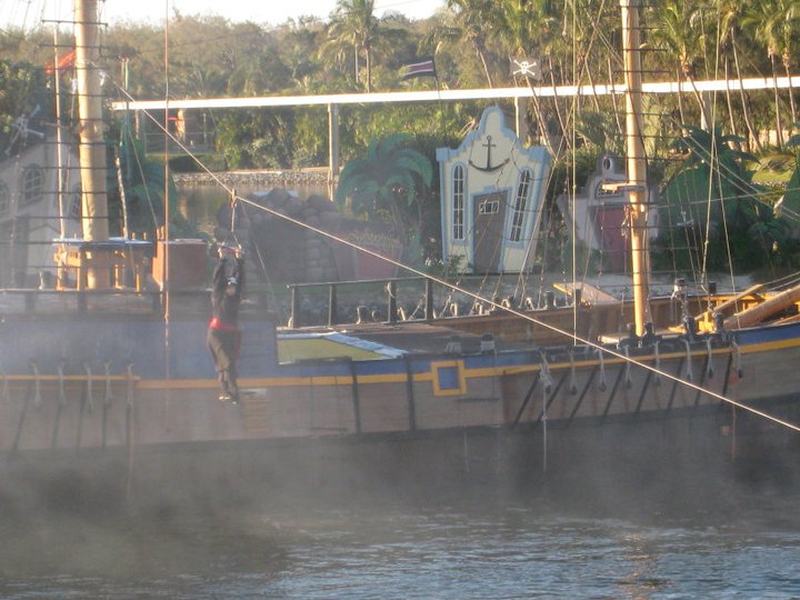 281347_10150322738372386_2179875_n